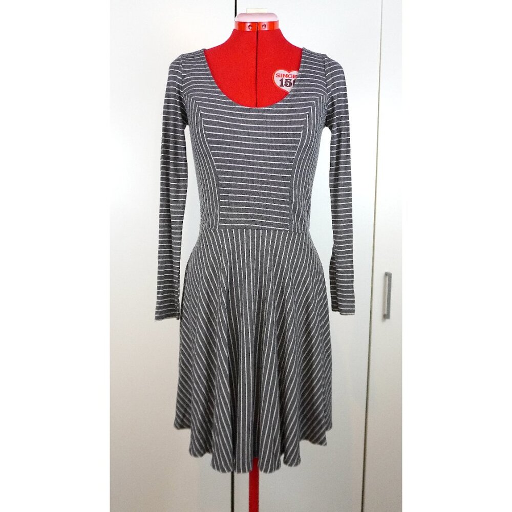 ModCloth "Weekend Plans" Long Sleeve Dress in Grey/White Stripe